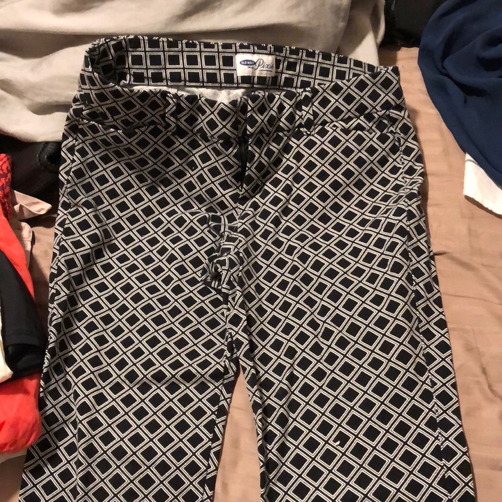 Black pixie pants